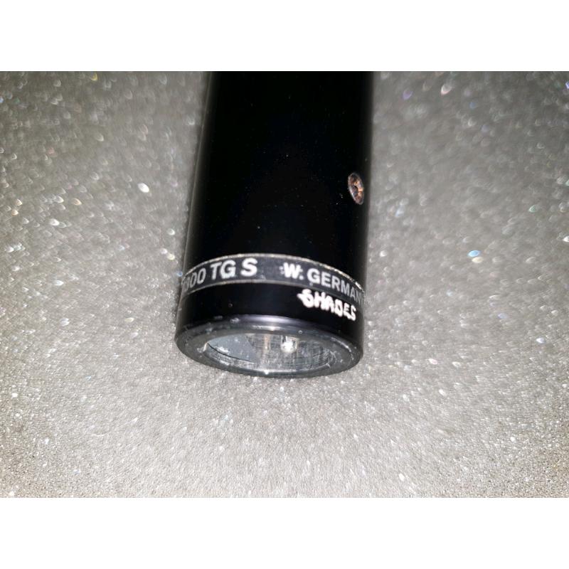 Bayer Dynamic wired microphone