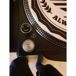 Pair of pioneer plx 1000s with ortofon club mk2 cartridges and stylus