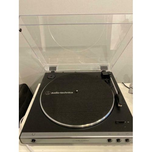 Turntable