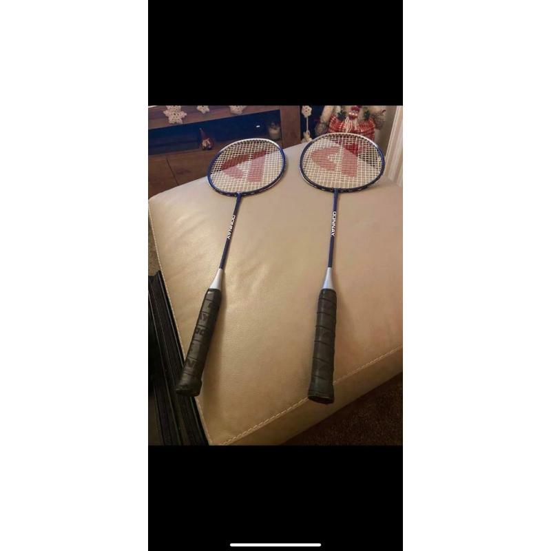 5 badminton racquets,