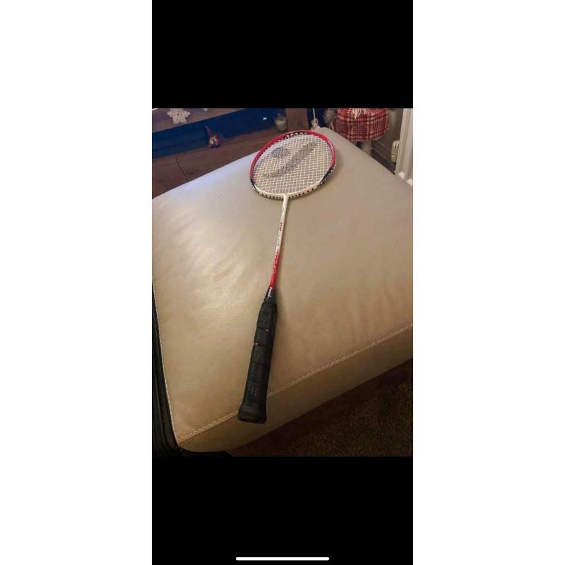 5 badminton racquets,