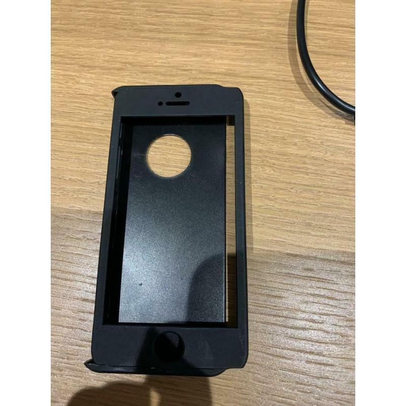 iPhone se case