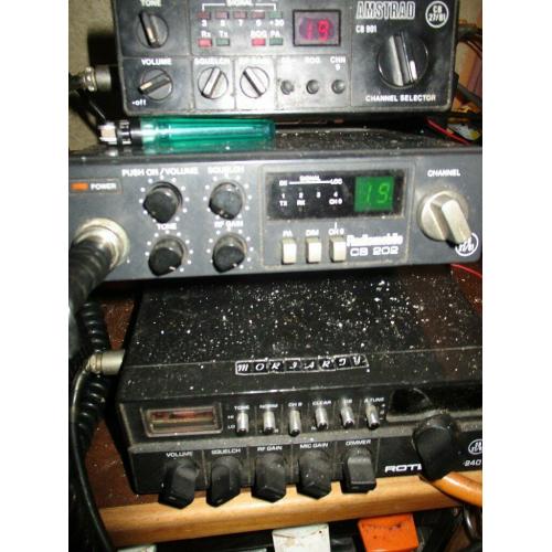 VINTAGE CB RADIOS X7 WILL SELL SEPERATLY