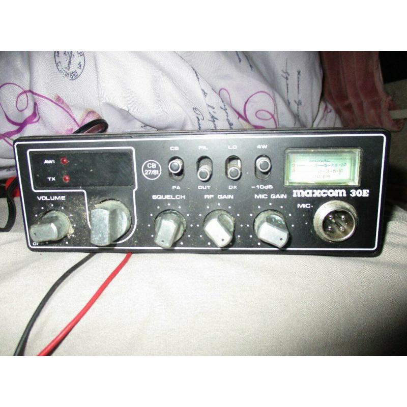 VINTAGE CB RADIOS X7 WILL SELL SEPERATLY