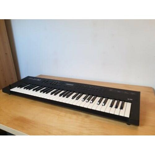 ROLAND JV-30 Part Multi Timbral Synthesizer ?370