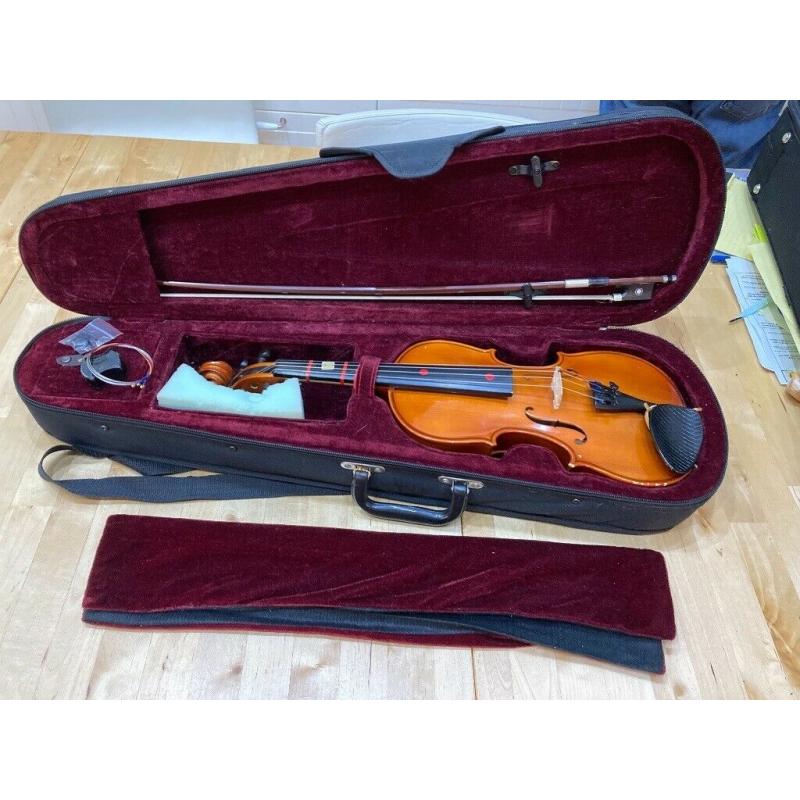 1/2 size violin with case