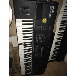 Yamaha sy85 synth keybaird