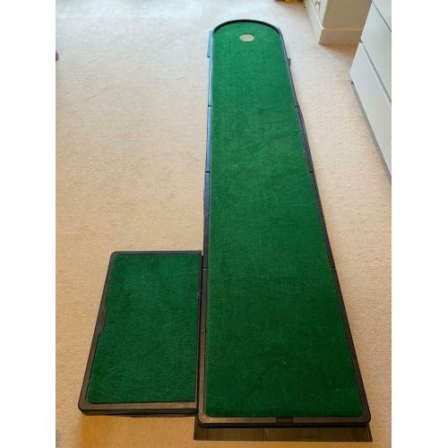 9 Foot Huxley Putting Green