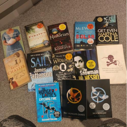 A batch of 13 paperbacks