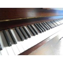 upright piano by young chang 18 year old