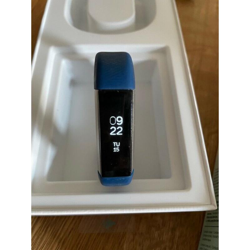 Fit Bit Ace for kids age 8+ (electric blue)
