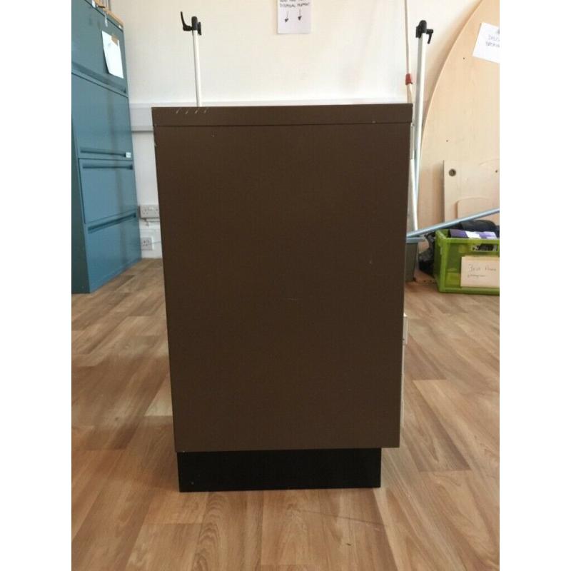Filing Cabinets (NOTE: ?40 each)