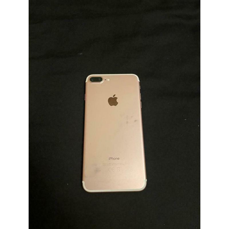 iPhone 7 Plus, 32gb unlocked with 2 free phone case