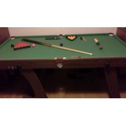 HY-PRO 6 FOOT POOL/SNOOKER TABLE