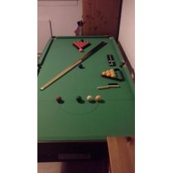 HY-PRO 6 FOOT POOL/SNOOKER TABLE