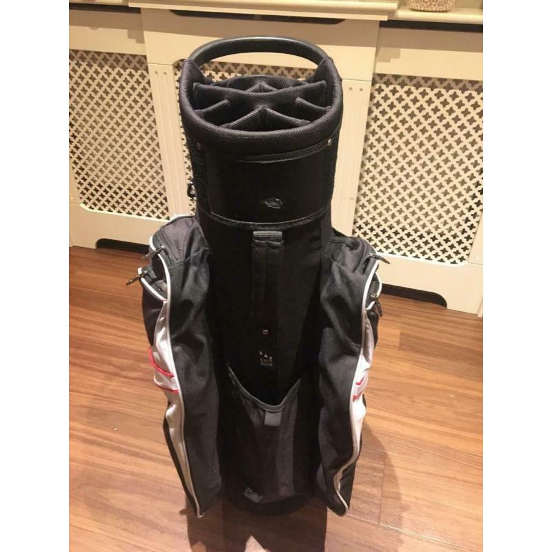 Powakaddy Lightweight cart bag in good condition.