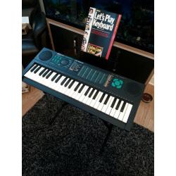 Bontempi keyboard and stand