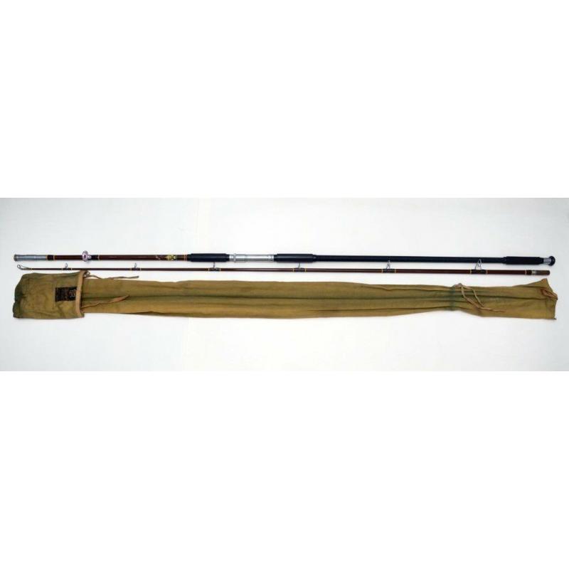 Hardy Long Bow (4-6 oz) beachcaster and bag (rare and collectable). FLEETWOOD.