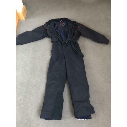 Story ski suit