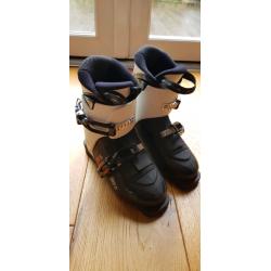 Wed'ze kids ski boots size 22.0.