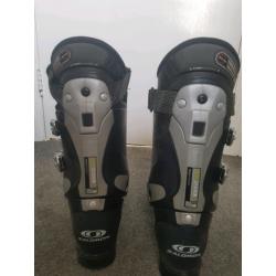 Salomon ski boots, size 10