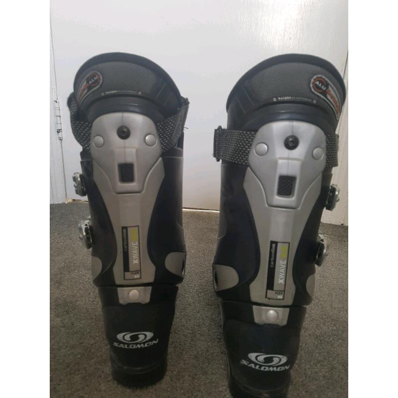 Salomon ski boots, size 10
