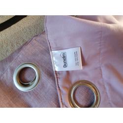 Mauve colour curtains in excellent condition. 90x90 and 90x72.