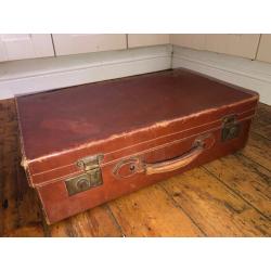 BEAUTIFUL UNIQUE Medium Brown Vintage Leather Trunk