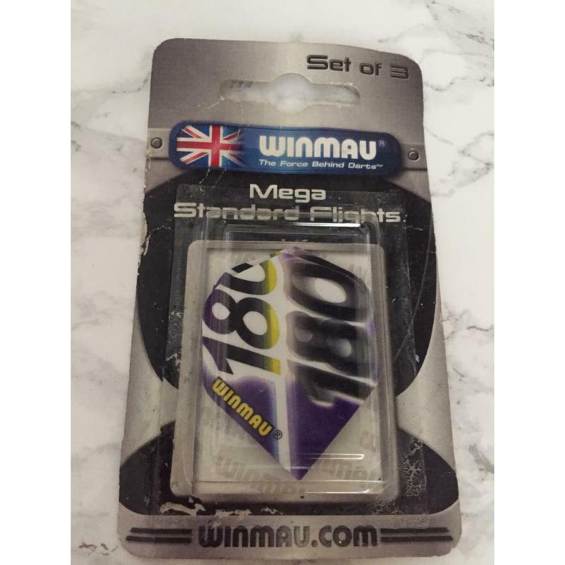 Brand new winmau dart flights