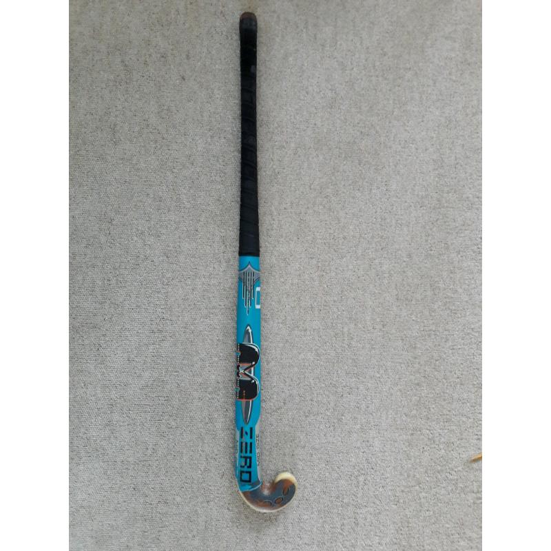 TK 36" Hockey stick with case. Mid size.