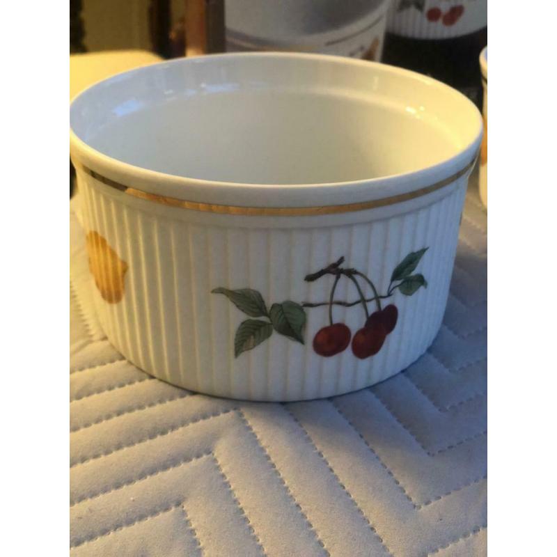Royal Worcester Evesham Gold 2 piece souffl? set boxed