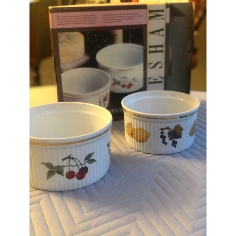 Royal Worcester Evesham Gold 2 piece souffl? set boxed