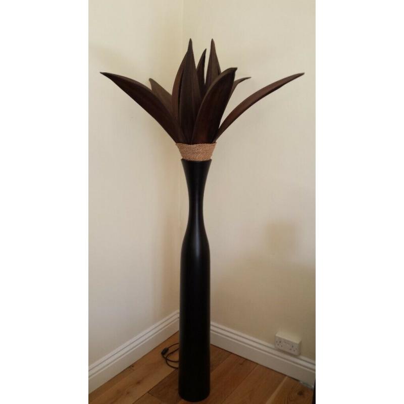 Banana Leaf Standard Lamp