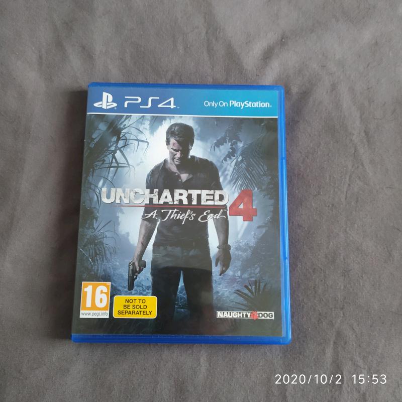 Uncharted 4 a thief's end PS4