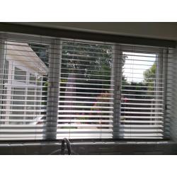 Ecowood collection venetian blinds.