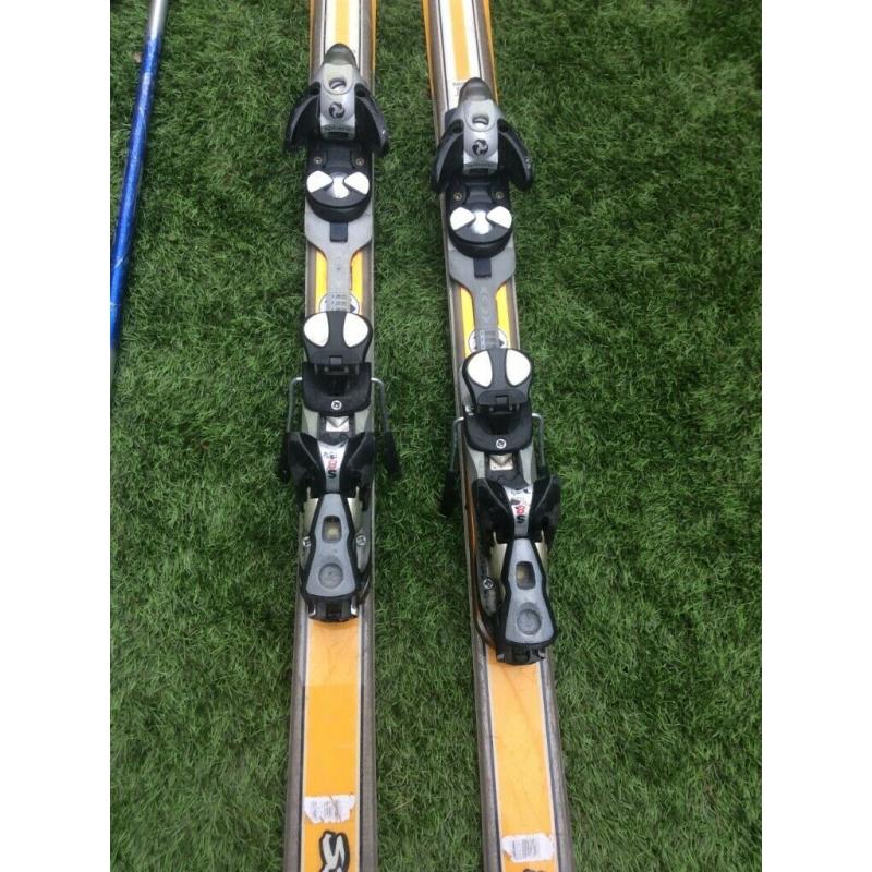 Dynastar 66 Skicross skis and poles
