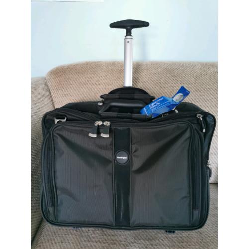 Rolling briefcase/laptop bag