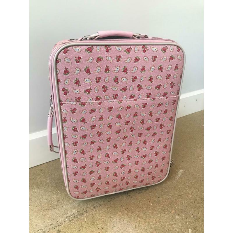 Child?s Pink Paisley Suitcase Pullalong on Wheels