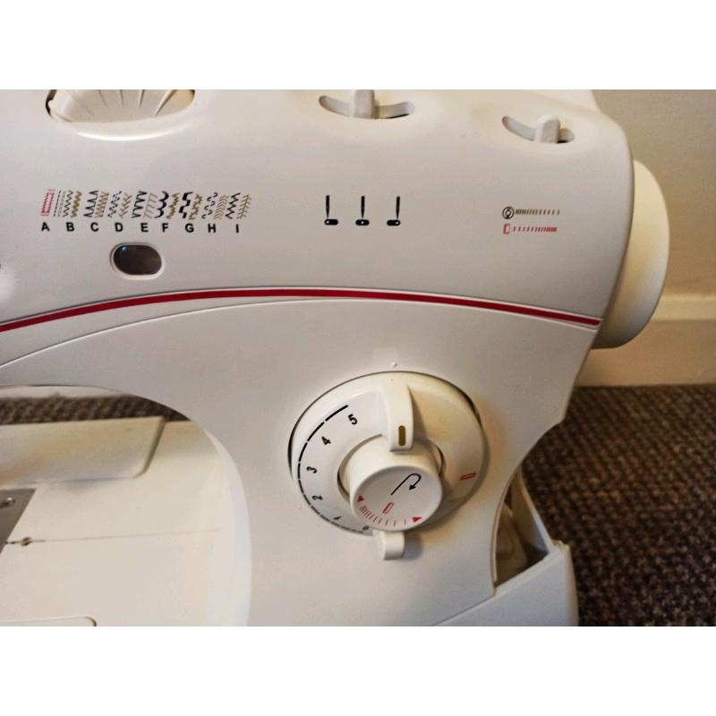Singer Electric Sewing machine
