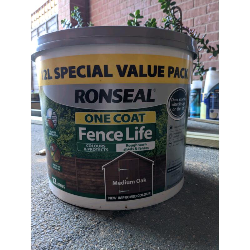 Fence stain paint