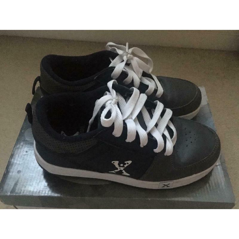 Heelys size 3