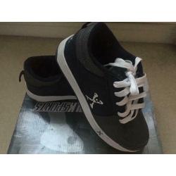 Heelys size 3