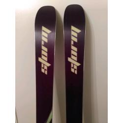 Never used Stormforce Richochette Skis!