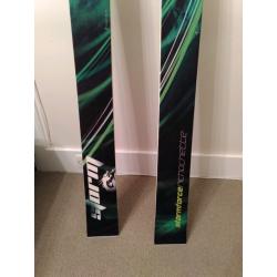 Never used Stormforce Richochette Skis!
