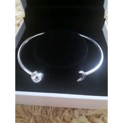 NEW** Pandora Bangle / bracelet