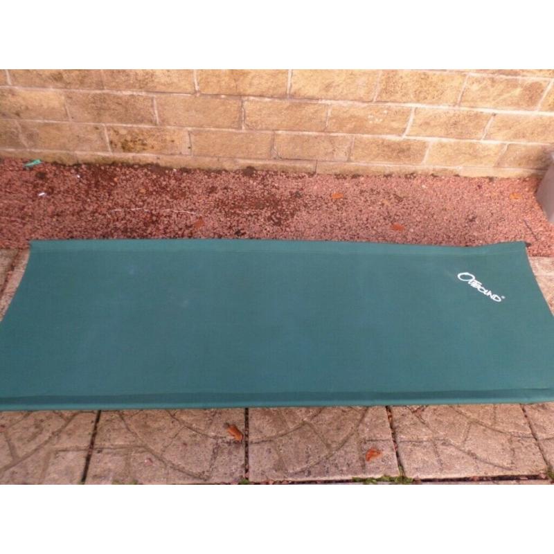 CAMP BED