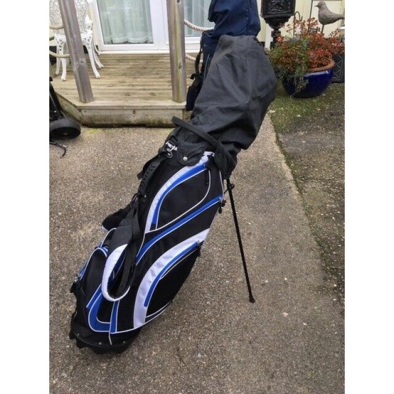 Mens Golf Set used once