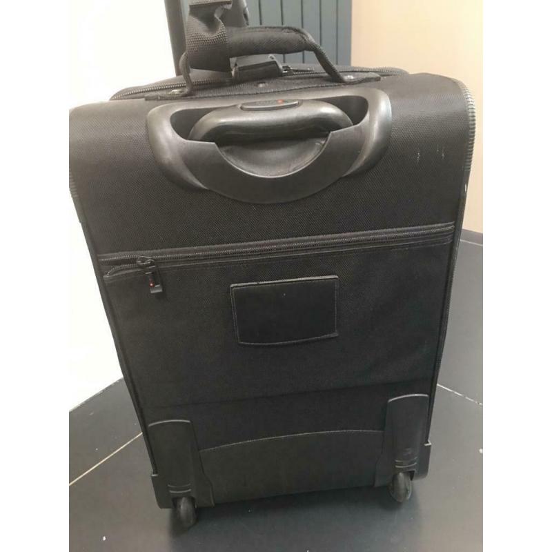 2x Trolley cases and Travel bag suitcase