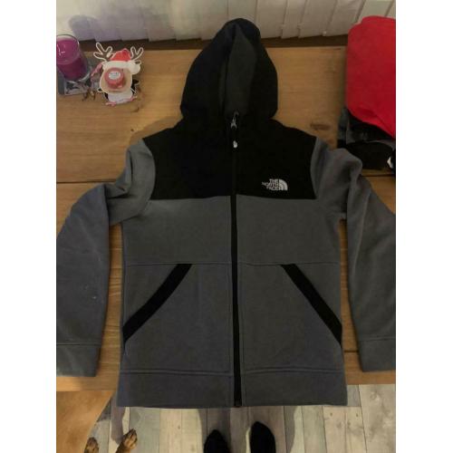 4 age 11-12 zip up tops. (Uk size)