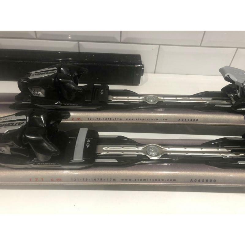 Atomic Whiteout Skis (with atomic bag